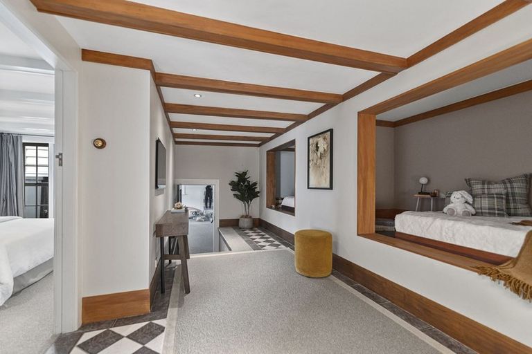 Photo of property in 20 Seabreeze Road, Narrow Neck, Auckland, 0624