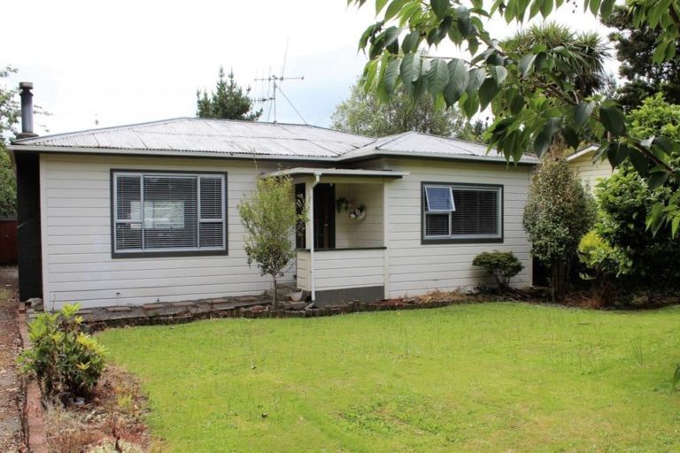Photo of property in 34 Rawhiti Street, Dannevirke, 4930
