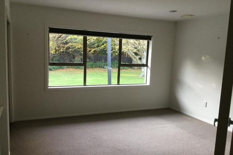 Photo of property in 52 Airport Drive, New Plymouth Airport, New Plymouth, 4373
