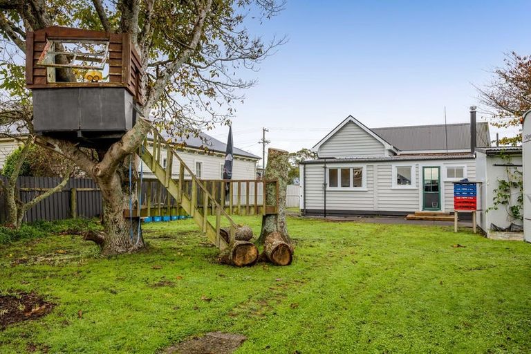 Photo of property in 20 Bath Street, Eltham, 4322