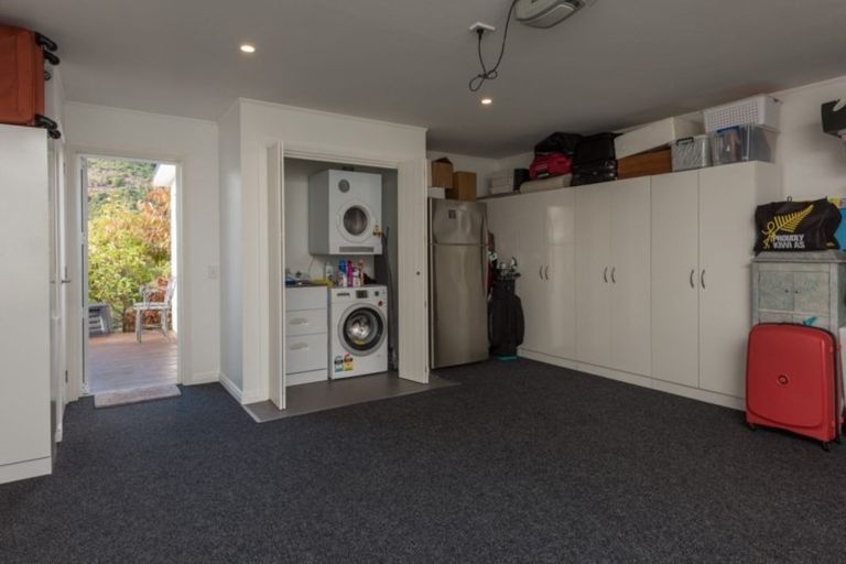 Photo of property in 1 Valhalla Close, Richmond, 7020