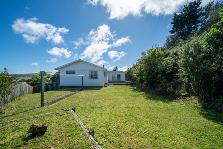 Photo of property in 5 Montserrat Place, Grenada Village, Wellington, 6037
