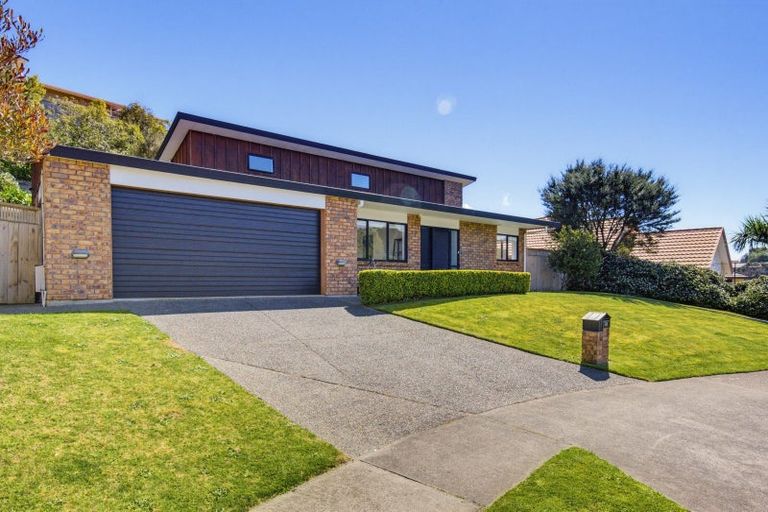 Photo of property in 10 Sams Way, Raumati South, Paraparaumu, 5032