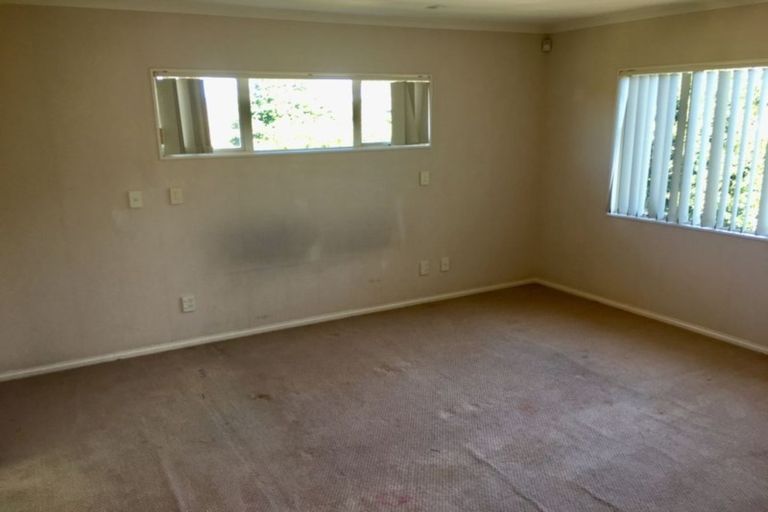 Photo of property in 10 Franshell Crescent, East Tamaki, Auckland, 2013