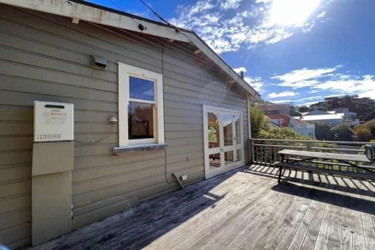 Photo of property in 18 Buckingham Street, Melrose, Wellington, 6023