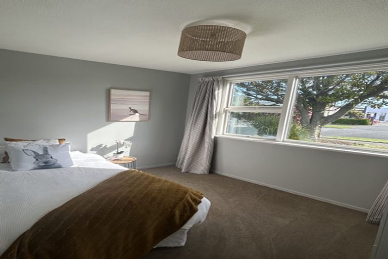 Photo of property in 6 Templetons Road, Hillmorton, Christchurch, 8025