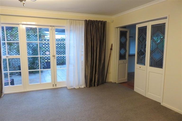 Photo of property in 110 Mcleod Road, Te Atatu South, Auckland, 0610