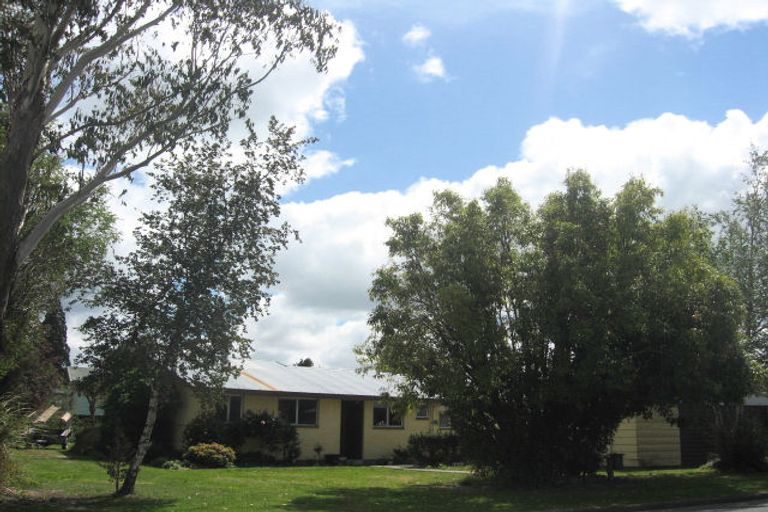 Photo of property in 2 Tui Street, Oxford, 7430