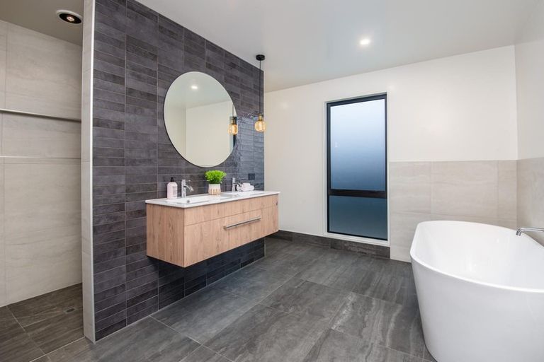 Photo of property in 5 Silverdale Place, Mosgiel, 9024