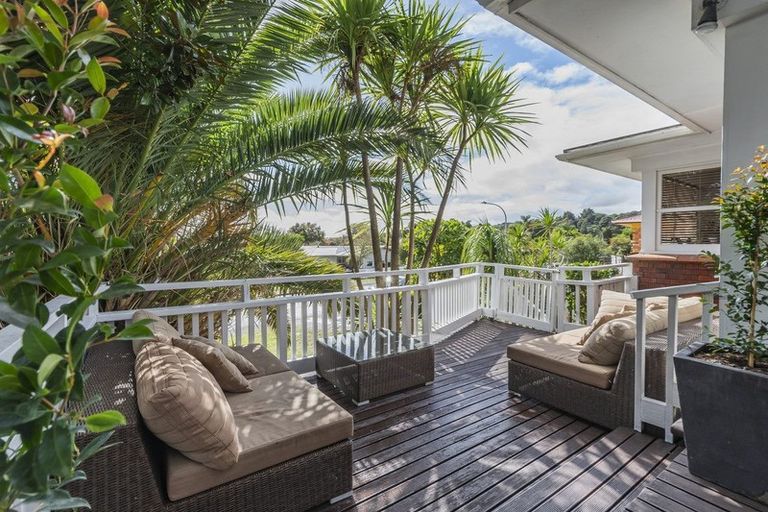 Photo of property in 17 Mack Place, Red Hill, Papakura, 2110