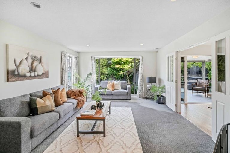 Photo of property in 22 Newnham Terrace, Upper Riccarton, Christchurch, 8041