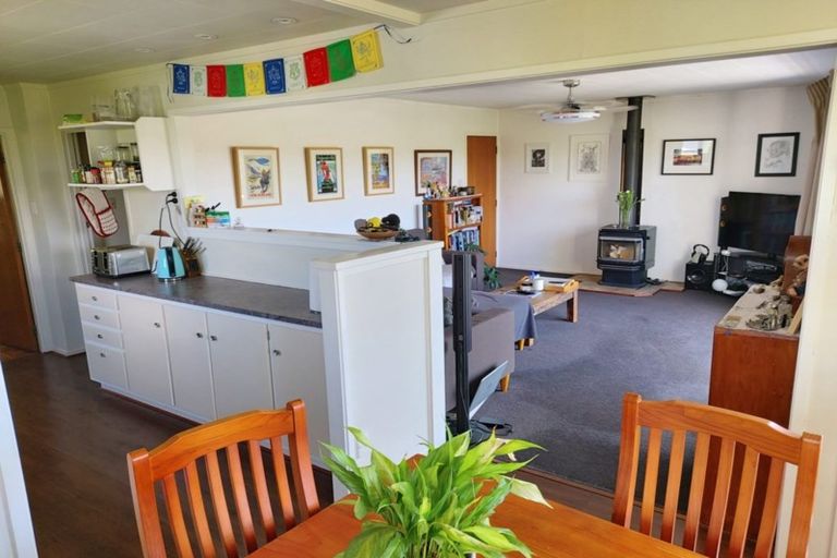 Photo of property in 17 Rautawhiri Road, Helensville, 0800