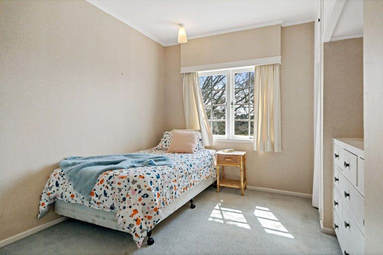 Photo of property in 28 Griggs Road, Whitford, Howick, 2571