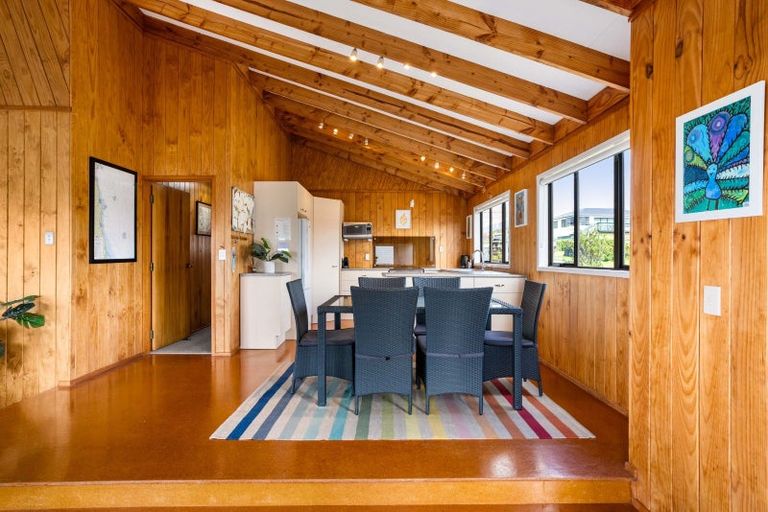 Photo of property in 409 Onemana Drive, Onemana, Whangamata, 3691