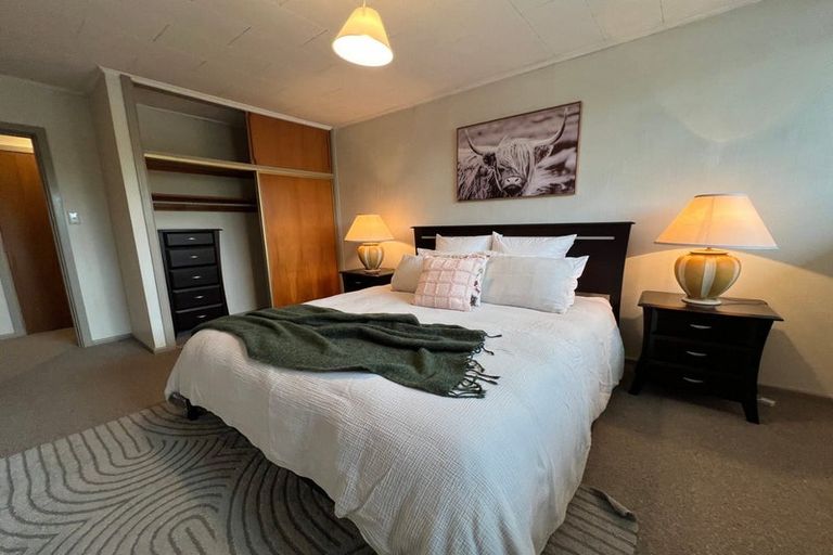 Photo of property in 148 Straven Road, Fendalton, Christchurch, 8014