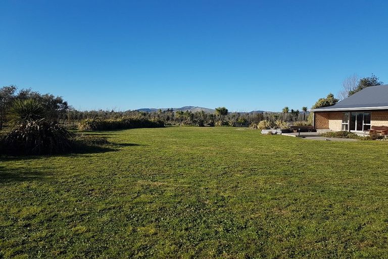 Photo of property in 321p Georges Road, Glasnevin, Amberley, 7482