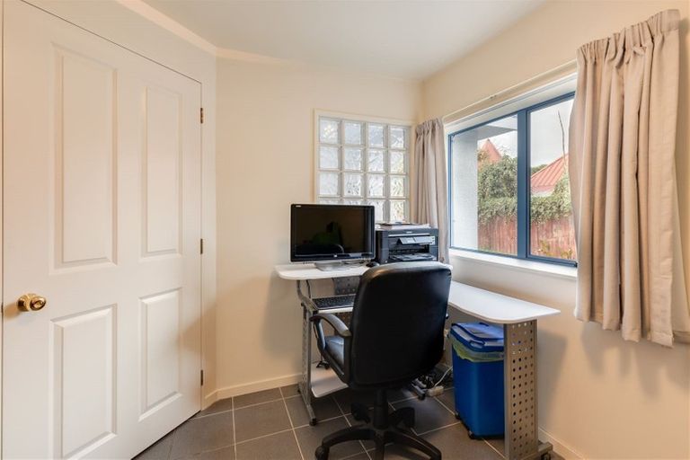 Photo of property in 58 Fisher Avenue, Beckenham, Christchurch, 8023