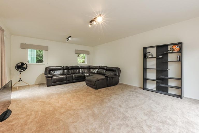 Photo of property in 14 Kopiko Road, Titirangi, Auckland, 0604