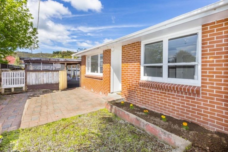 Photo of property in 1033a Fergusson Drive, Clouston Park, Upper Hutt, 5018