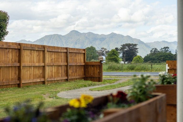 Photo of property in 28 Ngarua Road, Waitoa, 3310