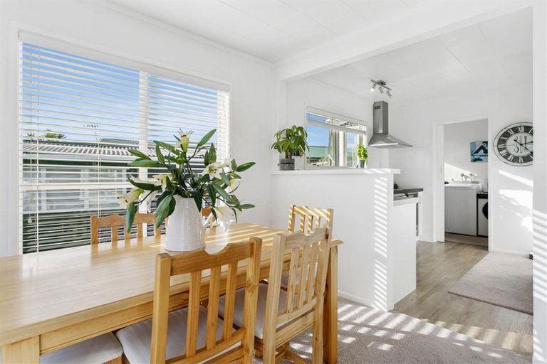 Photo of property in 65 Richmond Avenue, Richmond Heights, Taupo, 3330