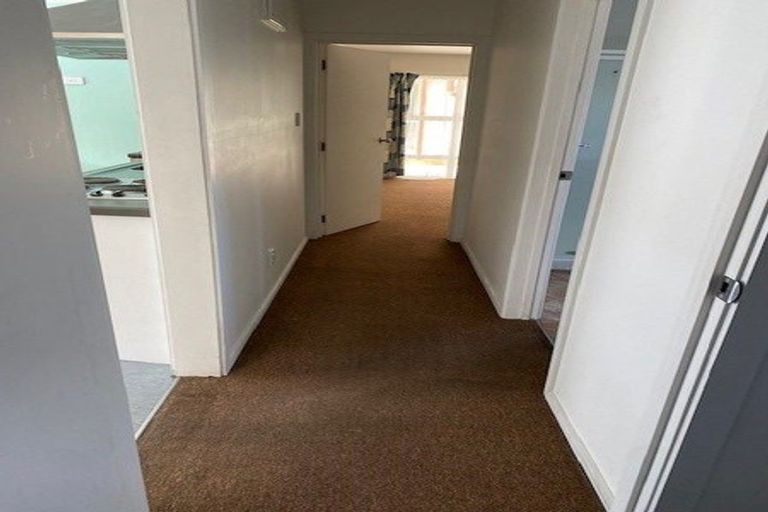 Photo of property in 8a Newnham Terrace, Upper Riccarton, Christchurch, 8041