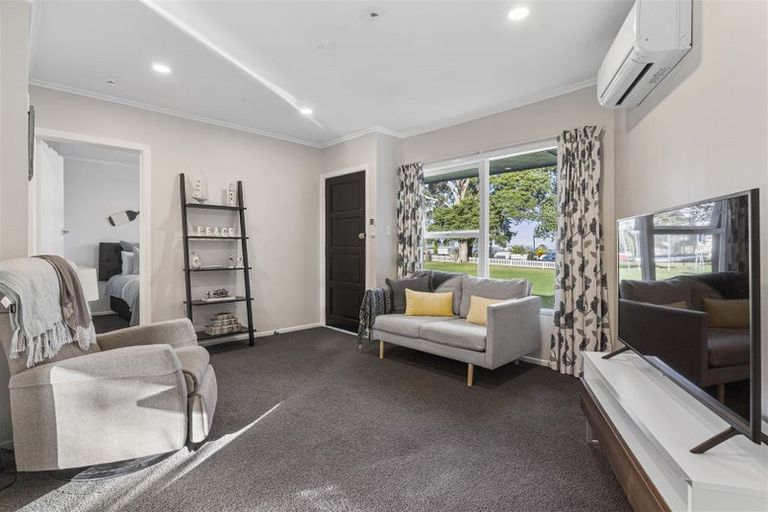 Photo of property in 4112/110 East Coast Road, Forrest Hill, Auckland, 0620