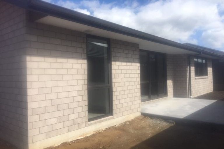 Photo of property in 24 Taffe Crescent, Pyes Pa, Tauranga, 3112