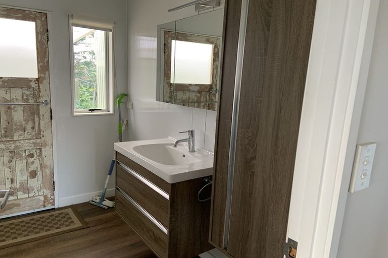 Photo of property in 211 Staniforth Road, Kaiwaka, Wellsford, 0975