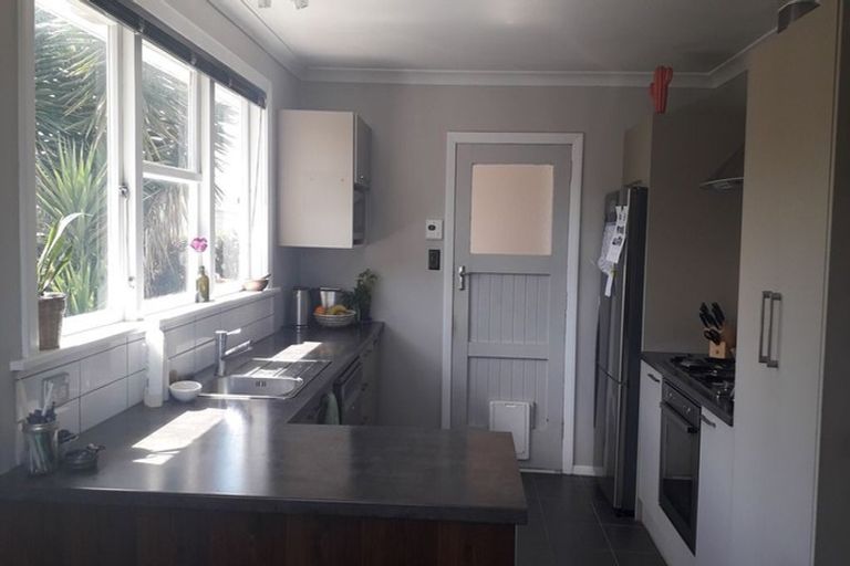 Photo of property in 30 Sheridan Crescent, Trentham, Upper Hutt, 5018