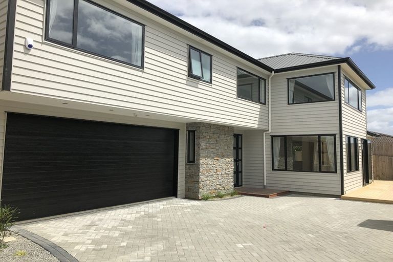 Photo of property in 750a East Coast Road, Pinehill, Auckland, 0630