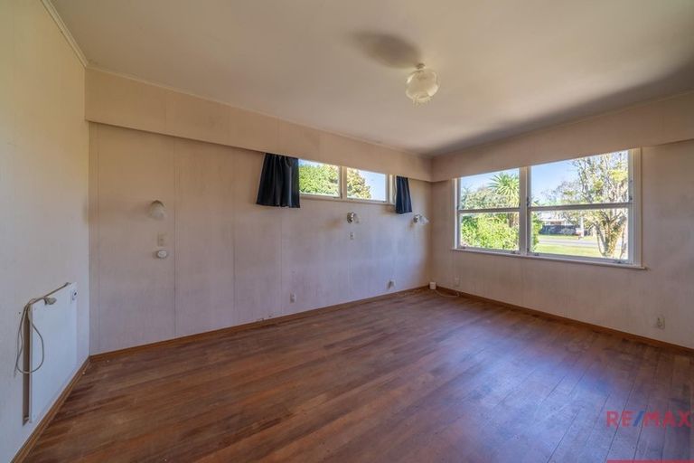 Photo of property in 400 Great South Road, Opaheke, Papakura, 2113