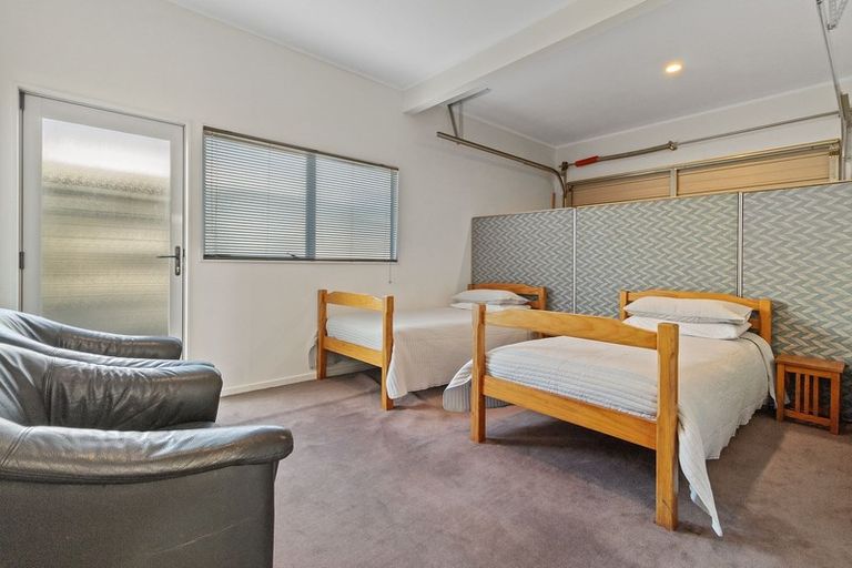 Photo of property in 33 Holland Close, Pauanui, Hikuai, 3579