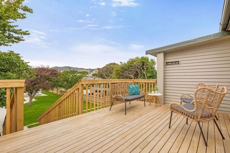 Photo of property in 212 Rosetta Road, Raumati South, Paraparaumu, 5032