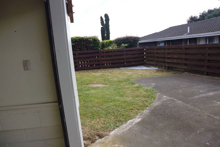 Photo of property in 2/105a Wallace Road, Papatoetoe, Auckland, 2025