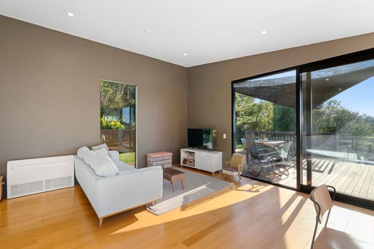 Photo of property in 91 Panorama Drive, Paraparaumu, 5032