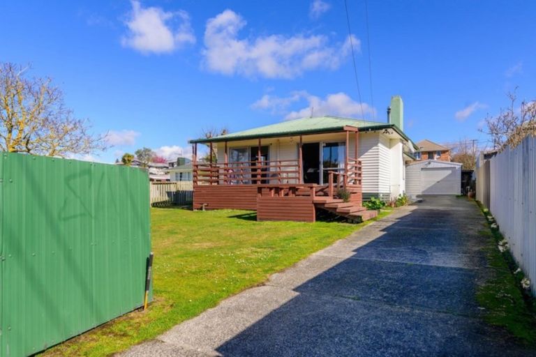 Photo of property in 24 Bellingham Crescent, Fordlands, Rotorua, 3015