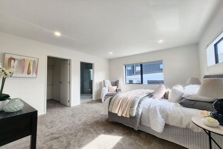 Photo of property in 8 Libby Lane, Howick, Auckland, 2010