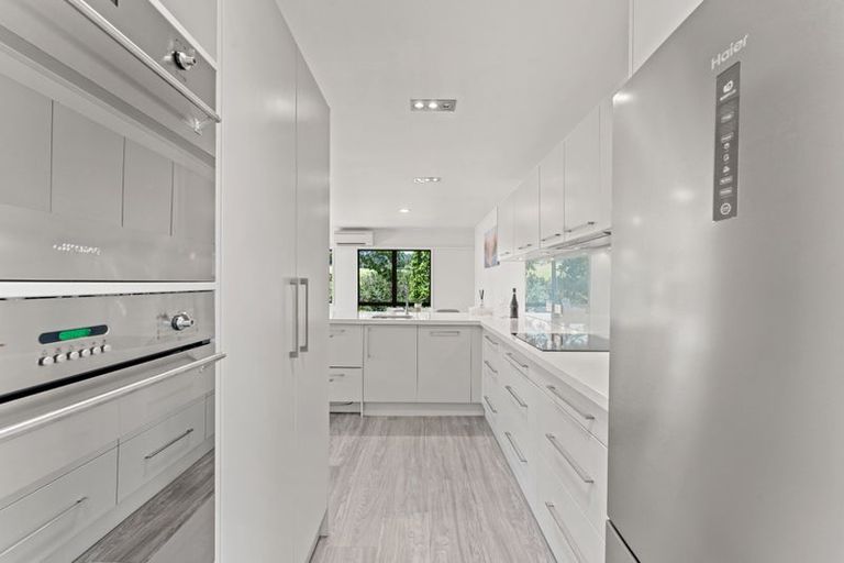 Photo of property in 26 Imogene Way, Half Moon Bay, Auckland, 2012