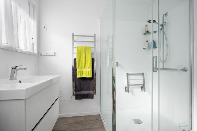 Photo of property in 14 College Place, Poike, Tauranga, 3112