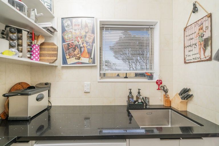 Photo of property in 19 Springbok Avenue, Whitianga, 3510