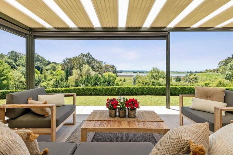 Photo of property in 22 Ballantyne Road, Poraiti, Napier, 4182