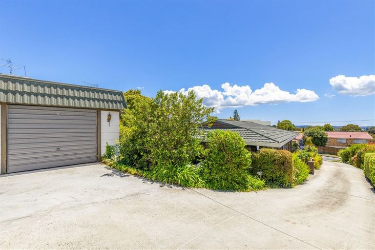 Photo of property in 1/101 Colwill Road, Massey, Auckland, 0614