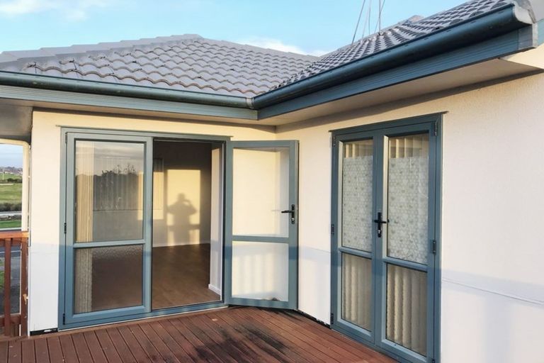 Photo of property in 100 Chapel Road, Flat Bush, Auckland, 2019