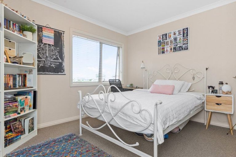 Photo of property in 10 Karoola Place, Havelock North, 4130
