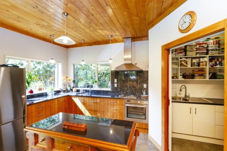 Photo of property in 85 Kahuterawa Road, Linton, Palmerston North, 4472