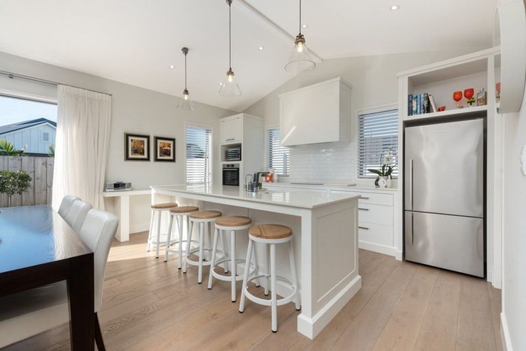 Photo of property in 1 Astelia Lane, Papamoa Beach, Papamoa, 3118