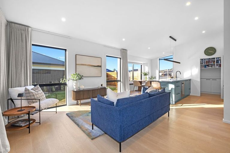 Photo of property in 49 River Stone Drive, Halswell, Christchurch, 8025