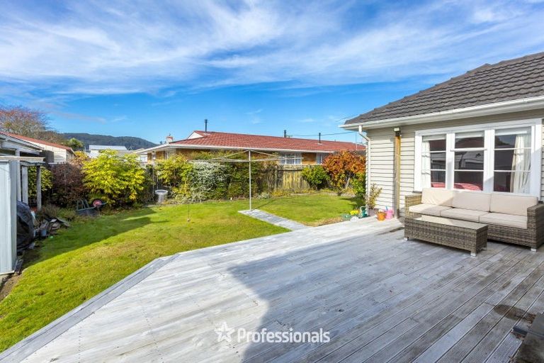 Photo of property in 36 Byron Street, Trentham, Upper Hutt, 5018