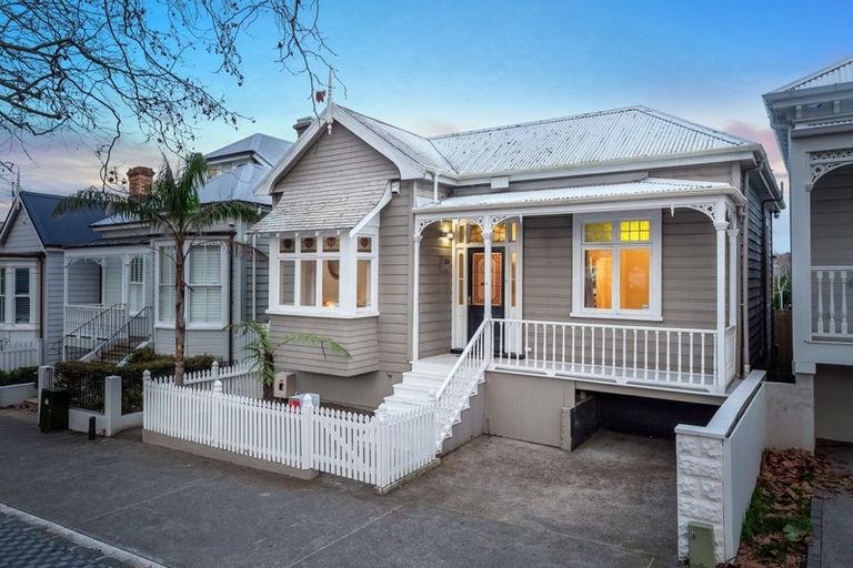 Photo of property in 9 Franklin Road, Freemans Bay, Auckland, 1011